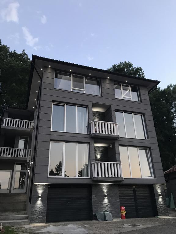 Apartment Ajla Tuzla Eksteriør bilde