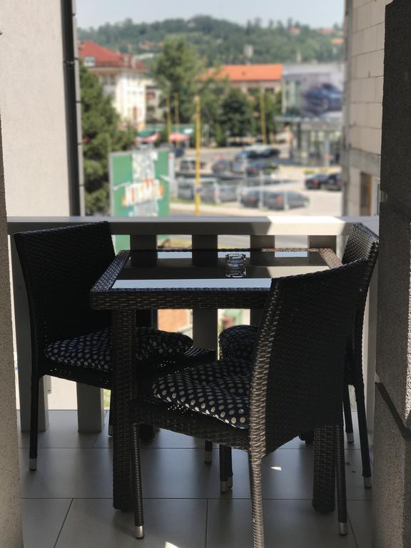Apartment Ajla Tuzla Eksteriør bilde